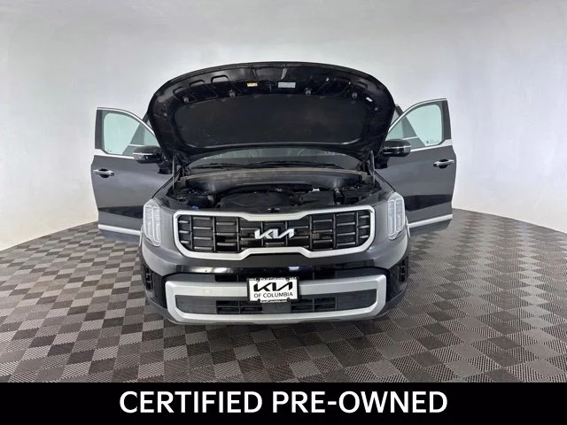 Used 2025 Black Kia S image 16