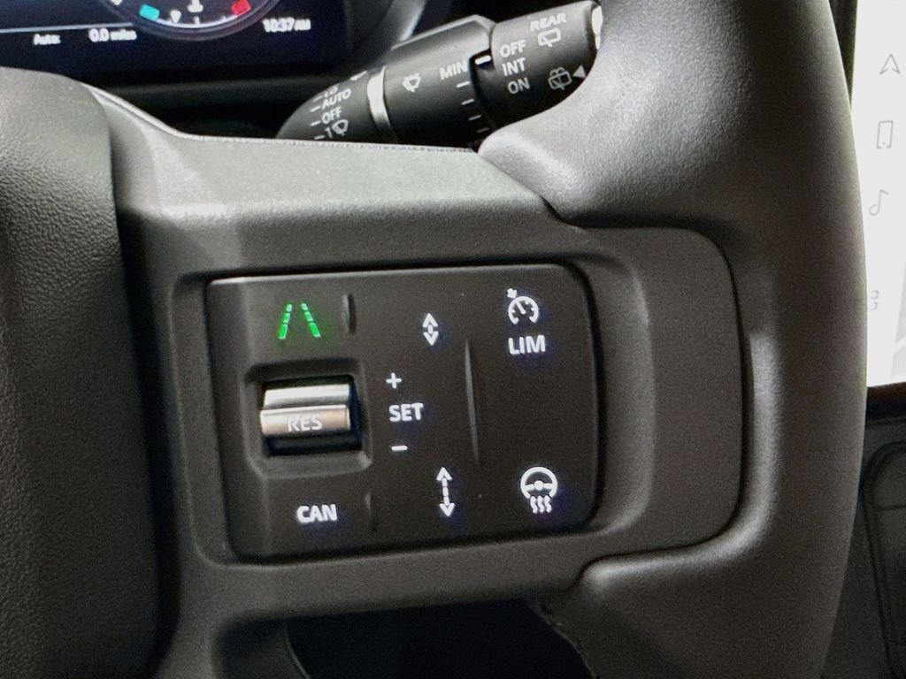 New 2026 Woolstone Green Land Rover S image 12