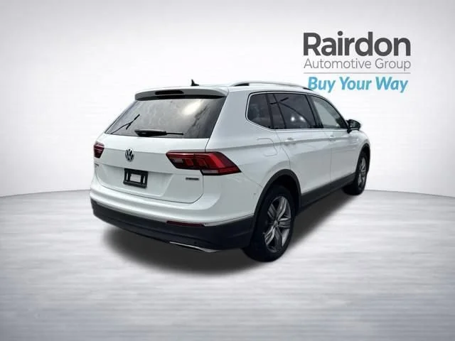 Used 2021 Pure White Volkswagen SE image 7