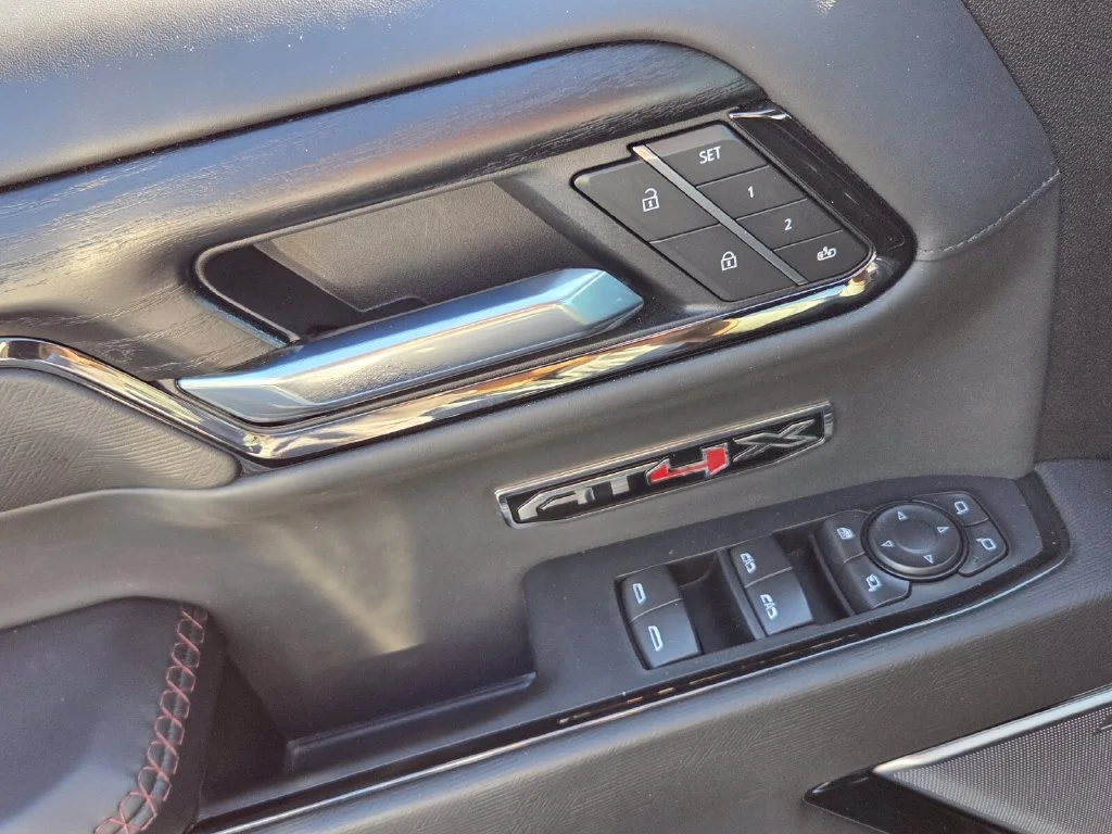 Used 2026 Summit White GMC AT4X image 30