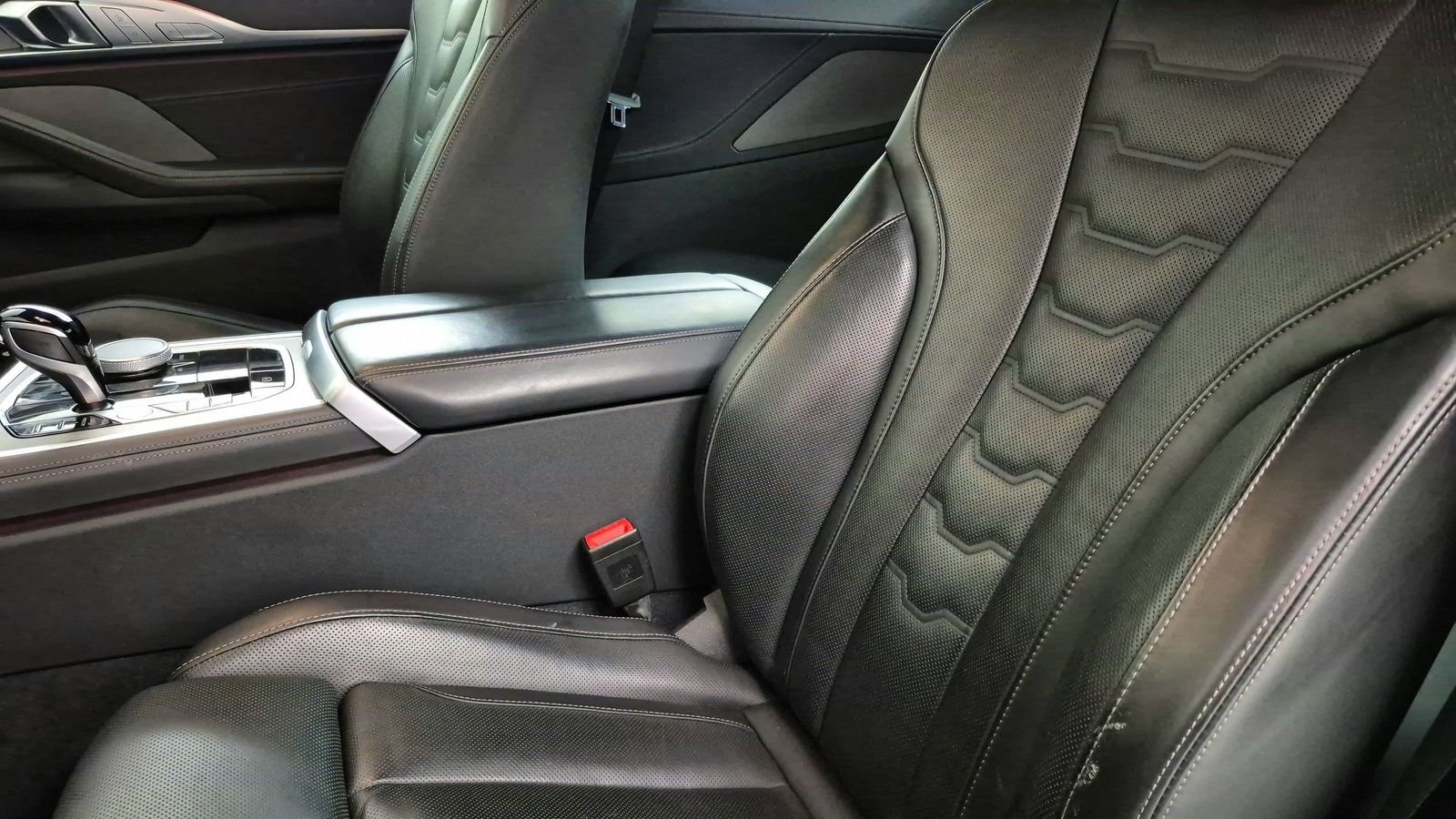 Used 2025 Black BMW 840i image 11