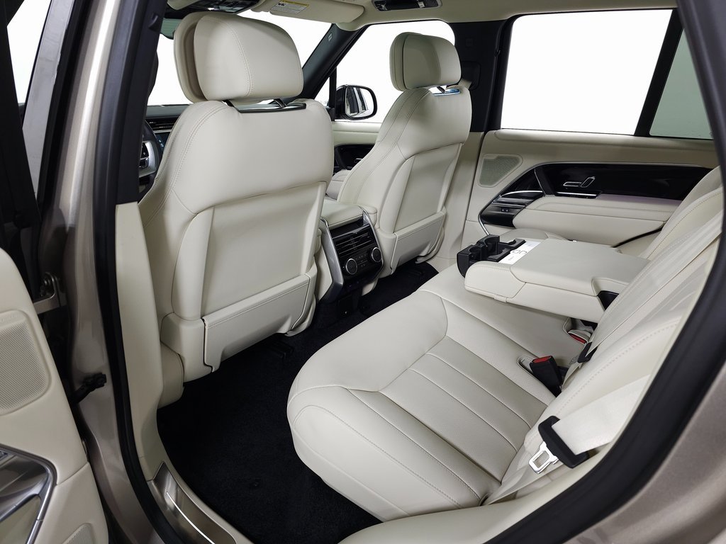2025 LAND ROVER RANGE ROVER - Image 38