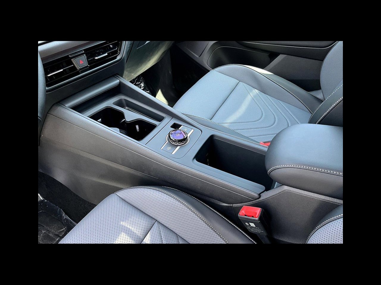 New 2026 Pure White Volkswagen 2.0T SE image 19