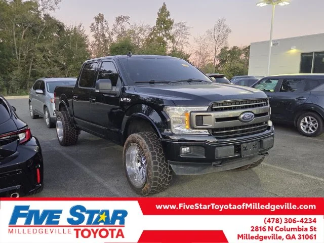 Used 2018 Black Ford XLT image 1