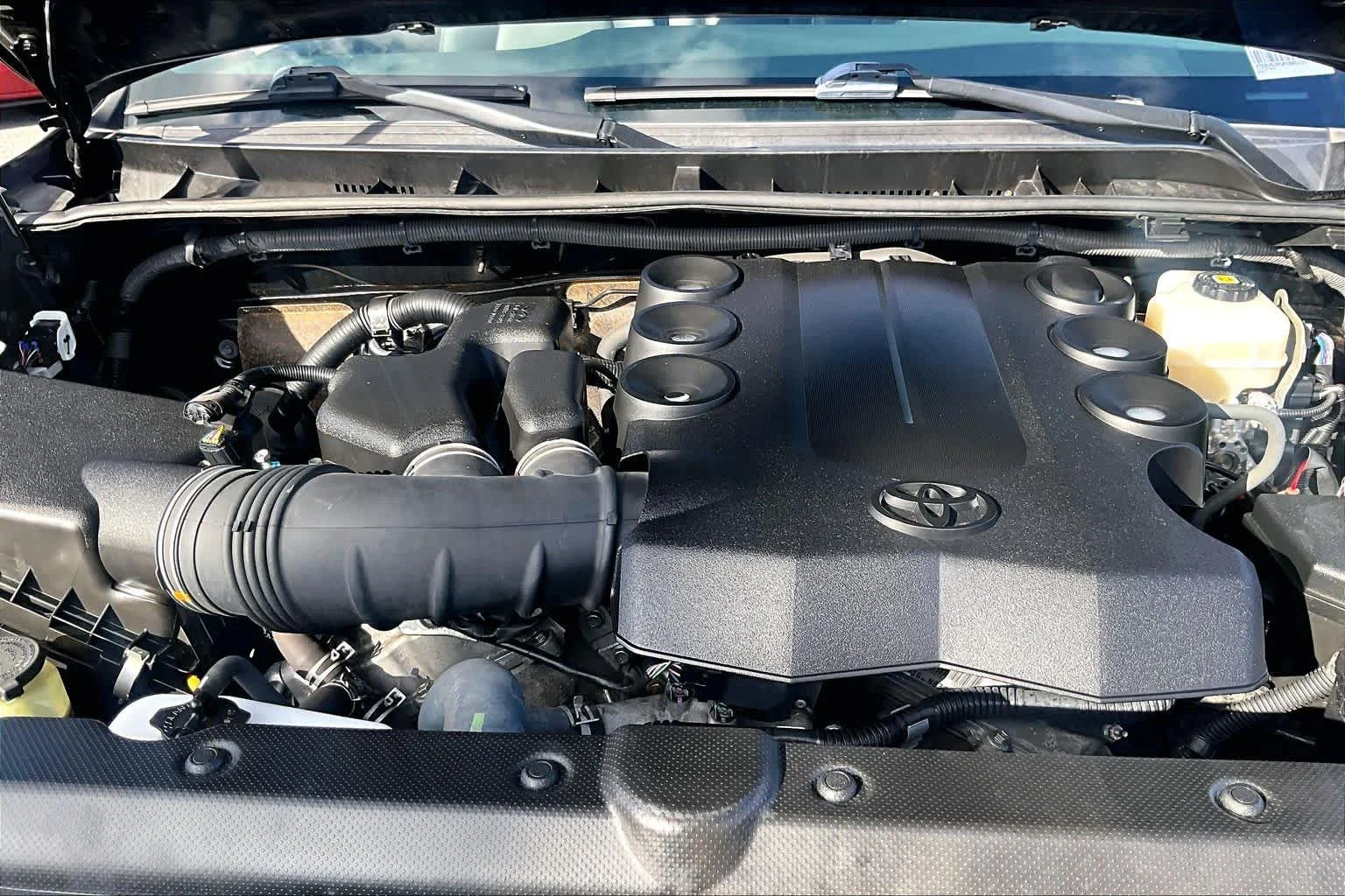 Used 2019 Midnight Black Metallic Toyota Limited image 32