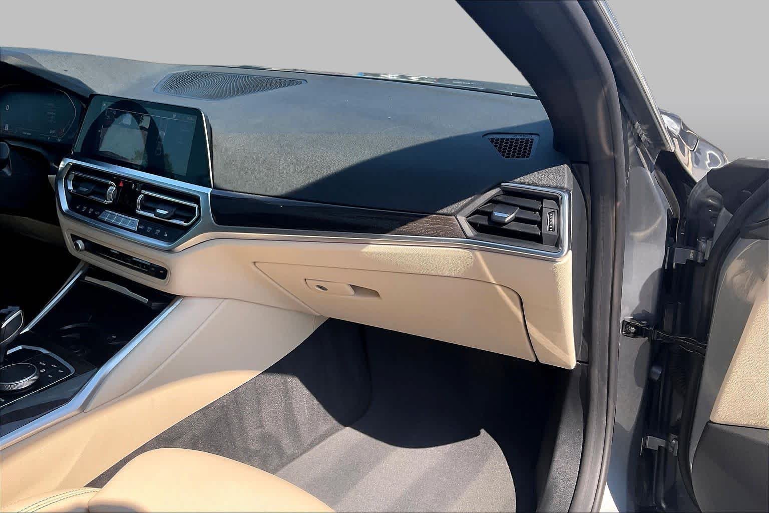 Used 2022 Skyscraper Grey Metallic BMW 430i image 17