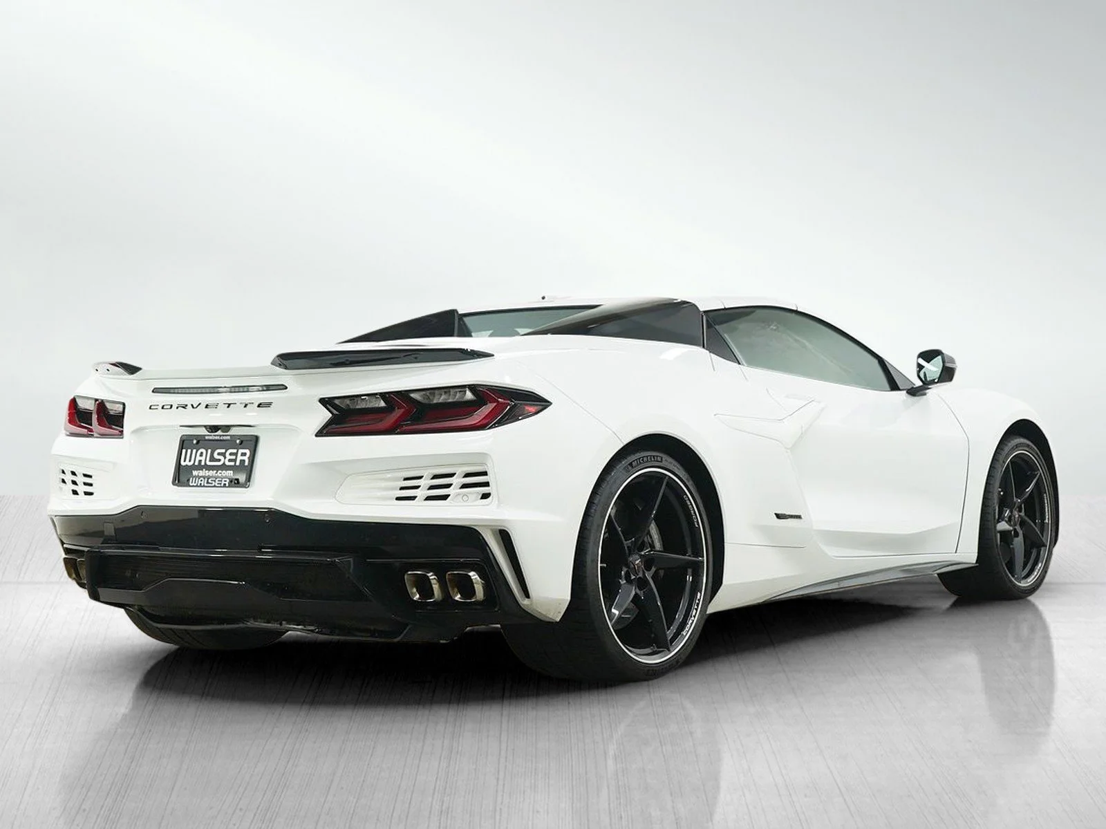 Used 2024 Arctic White Chevrolet 2dr E-Ray Conv w/3LZ image 6