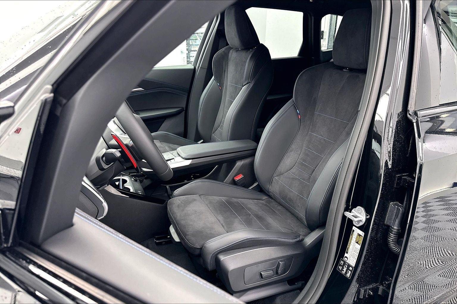 New 2026 Black Sapphire Metallic BMW M35i image 28