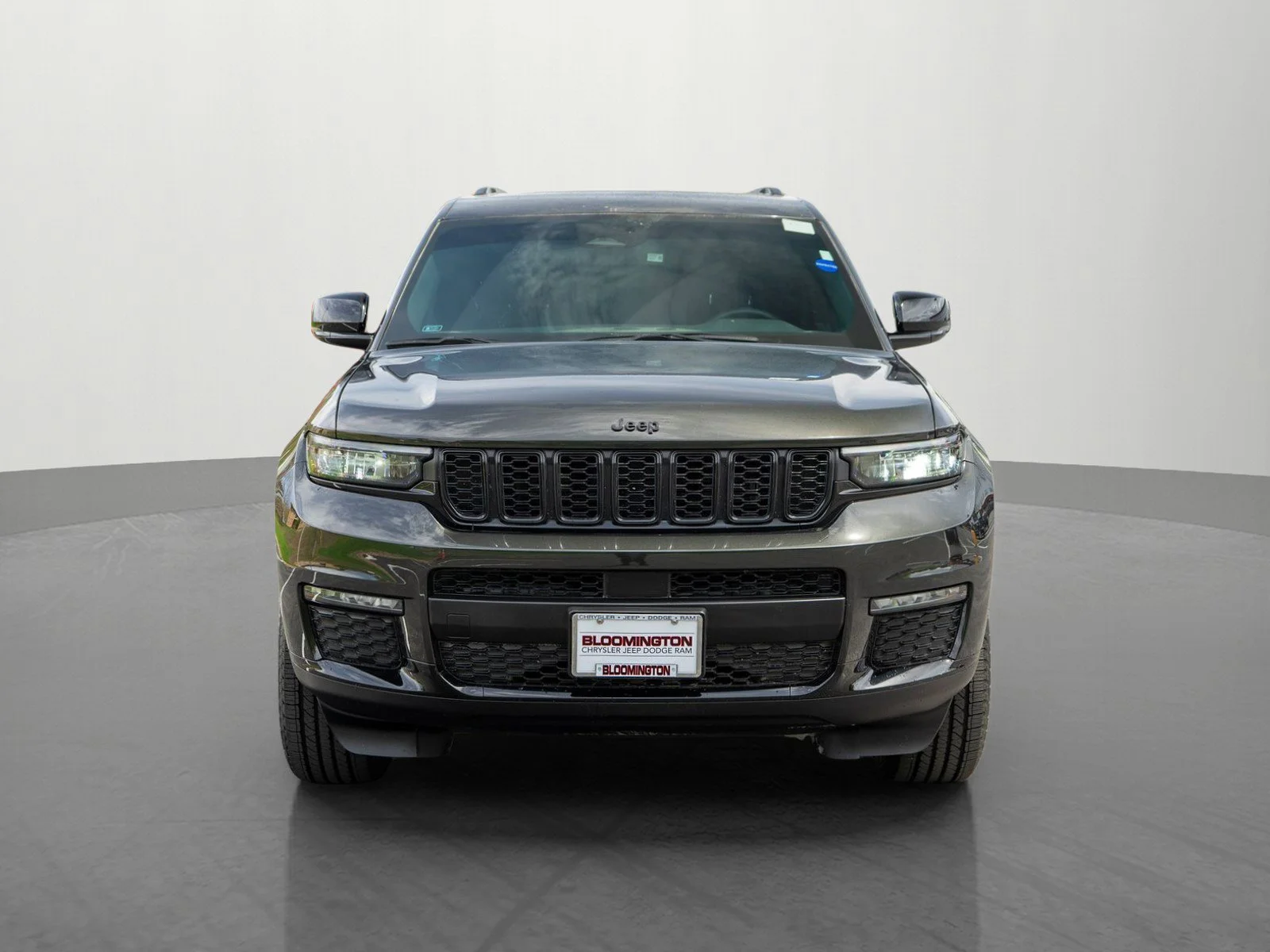 Used 2024 Jeep Grand Cherokee L Limited with VIN 1C4RJKBG5R8530358 for sale in Minneapolis, Minnesota