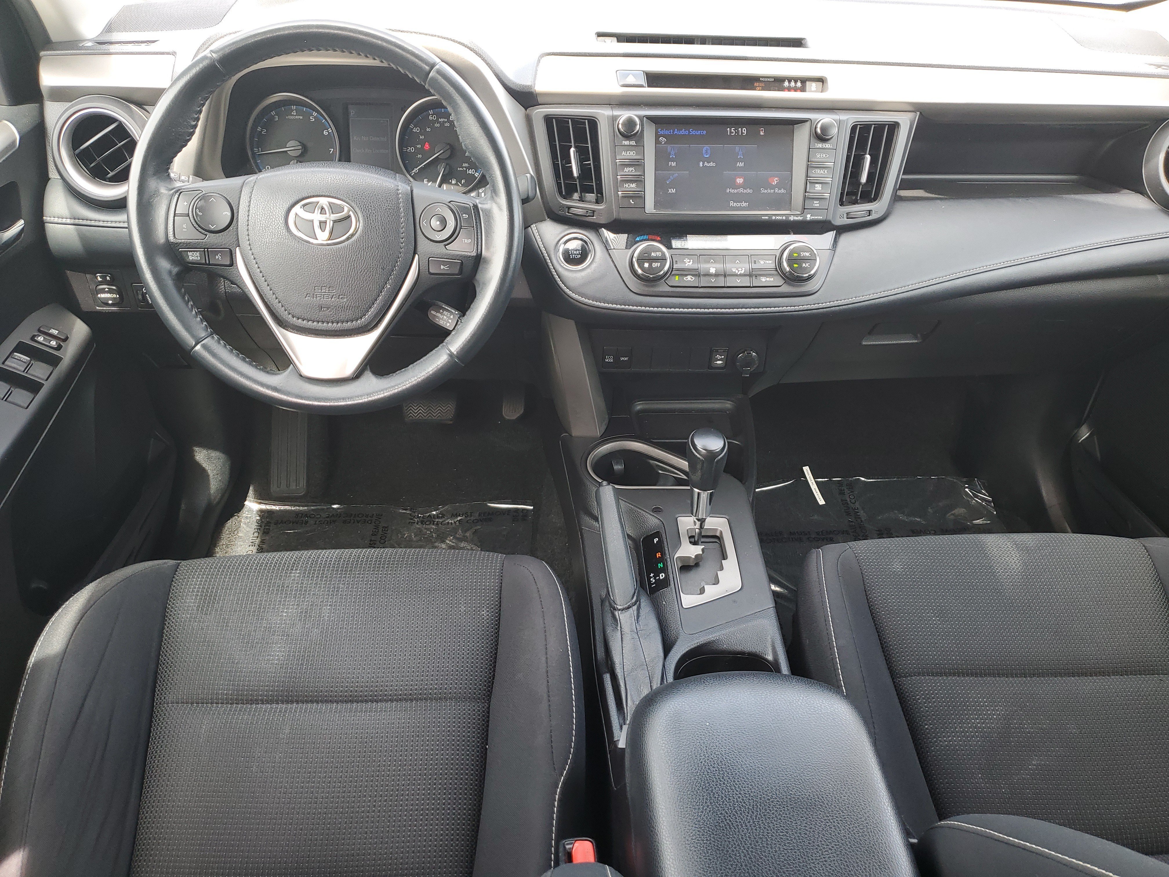 Used 2018 Magnetic Gray Metallic Toyota XLE image 14