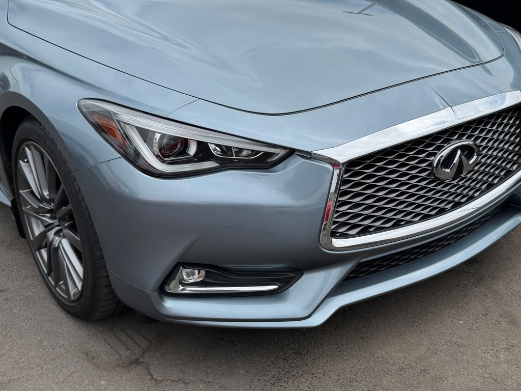 Used 2017 Blue INFINITI Red Sport 400 image 22
