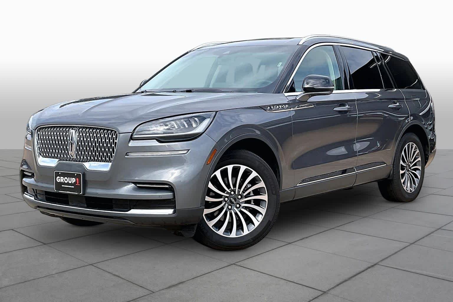 Used 2024 Asher Gray Metallic Clearcoat Lincoln Reserve image 5