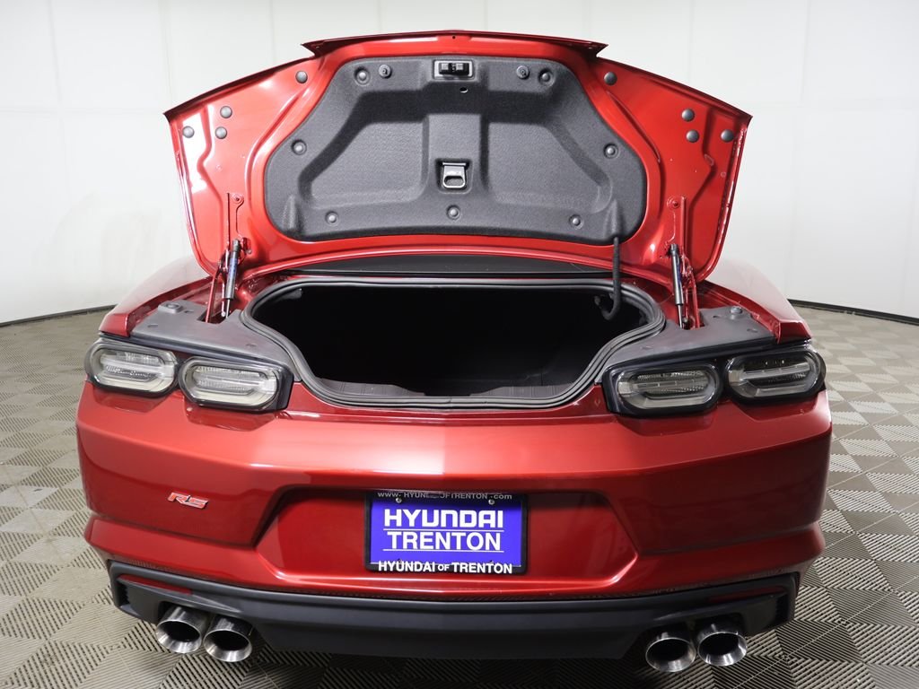 2023 Chevrolet Camaro LT1 - Photo 13