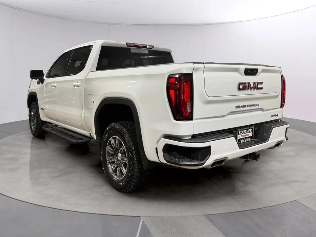 Used 2024 Summit White GMC AT4 image 5