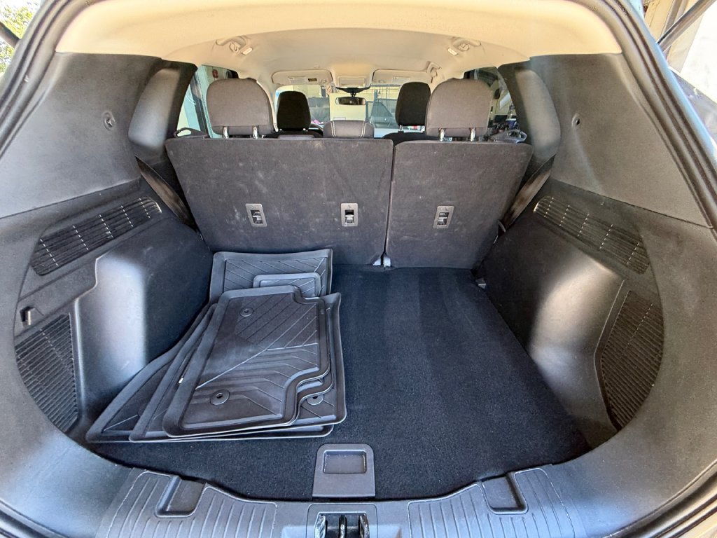 Used 2025 Gray Ford Active image 19