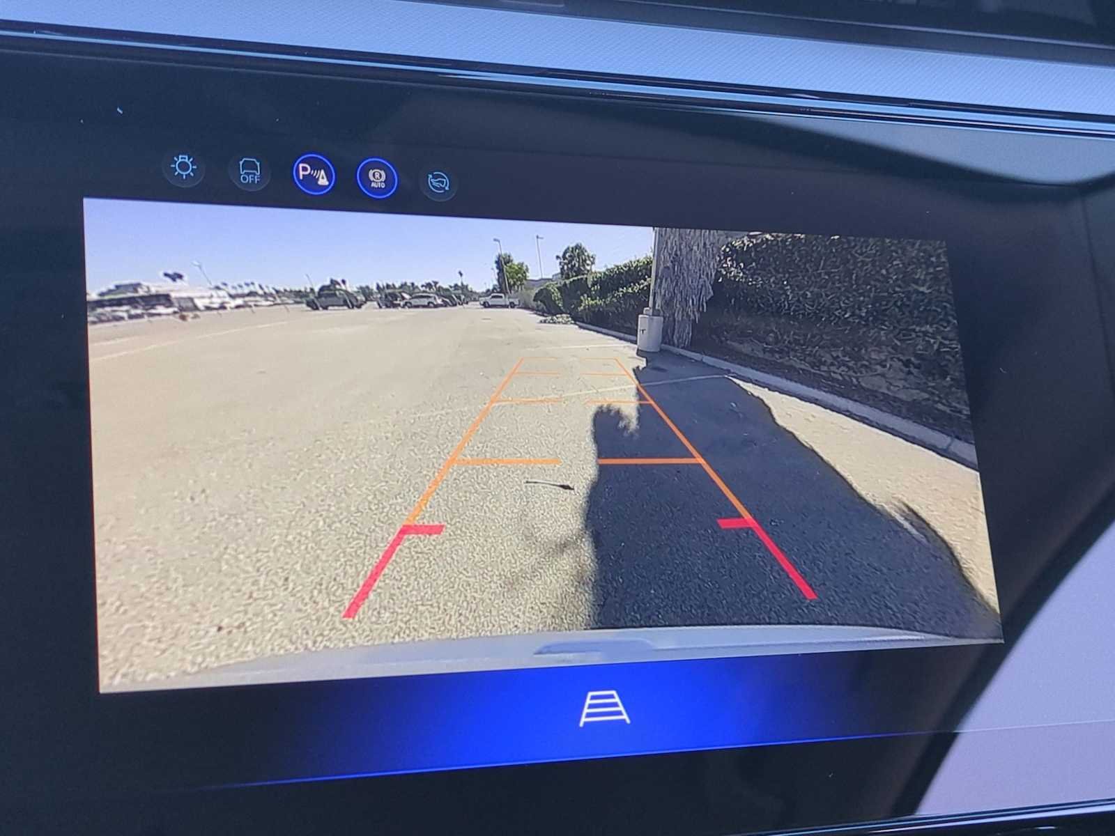2027 Chevrolet Bolt LT - Photo 20