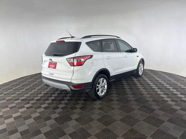 Used 2017 White Ford SE image 5
