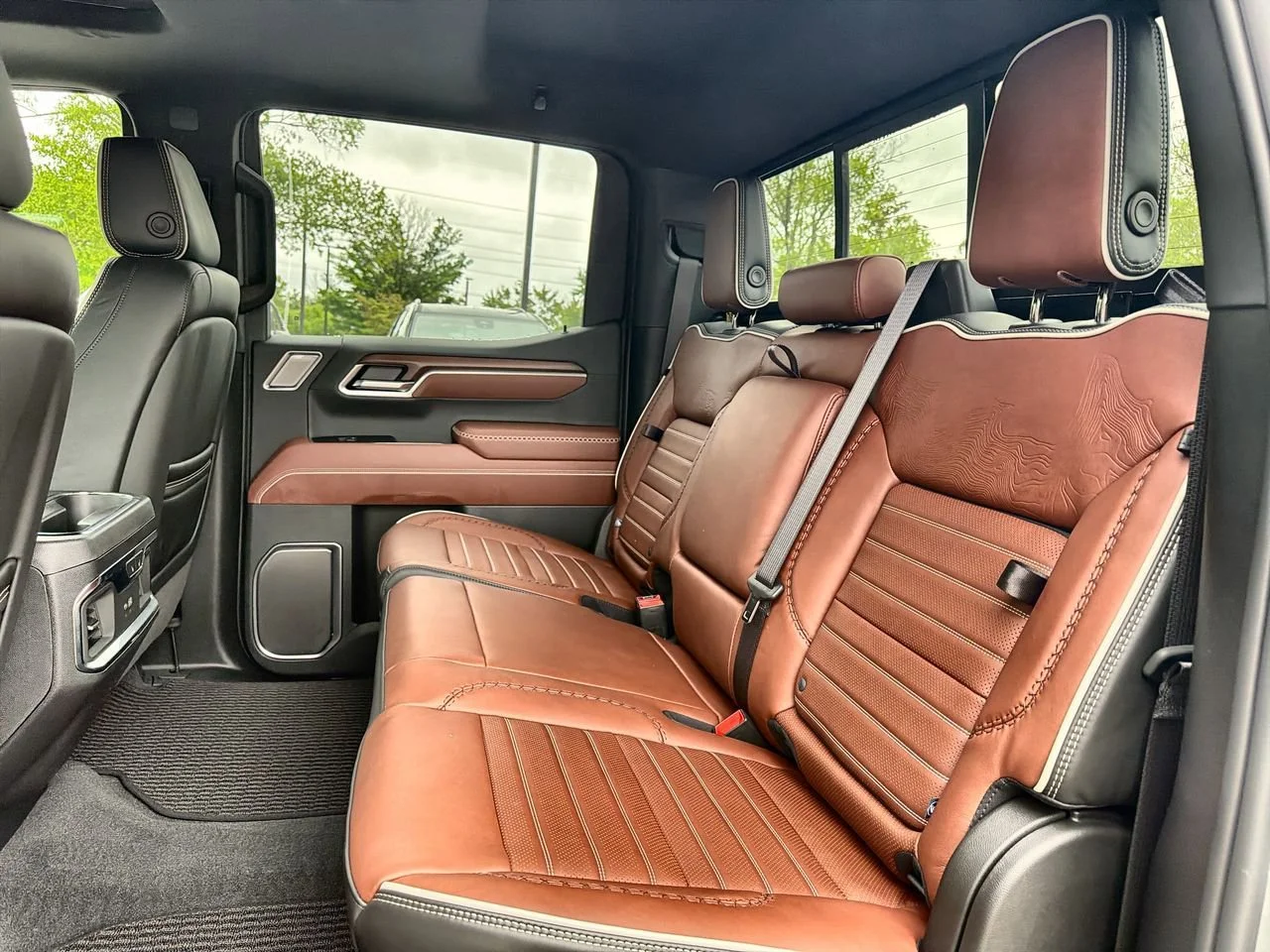 New 2026 Sterling Metallic GMC Denali Ultimate image 20