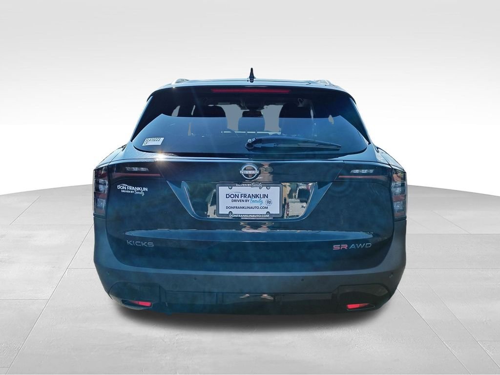 Used 2025 Black Nissan SR image 5
