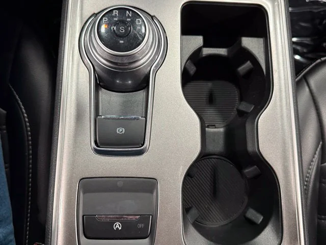 Used 2024 Silver Ford SEL image 24