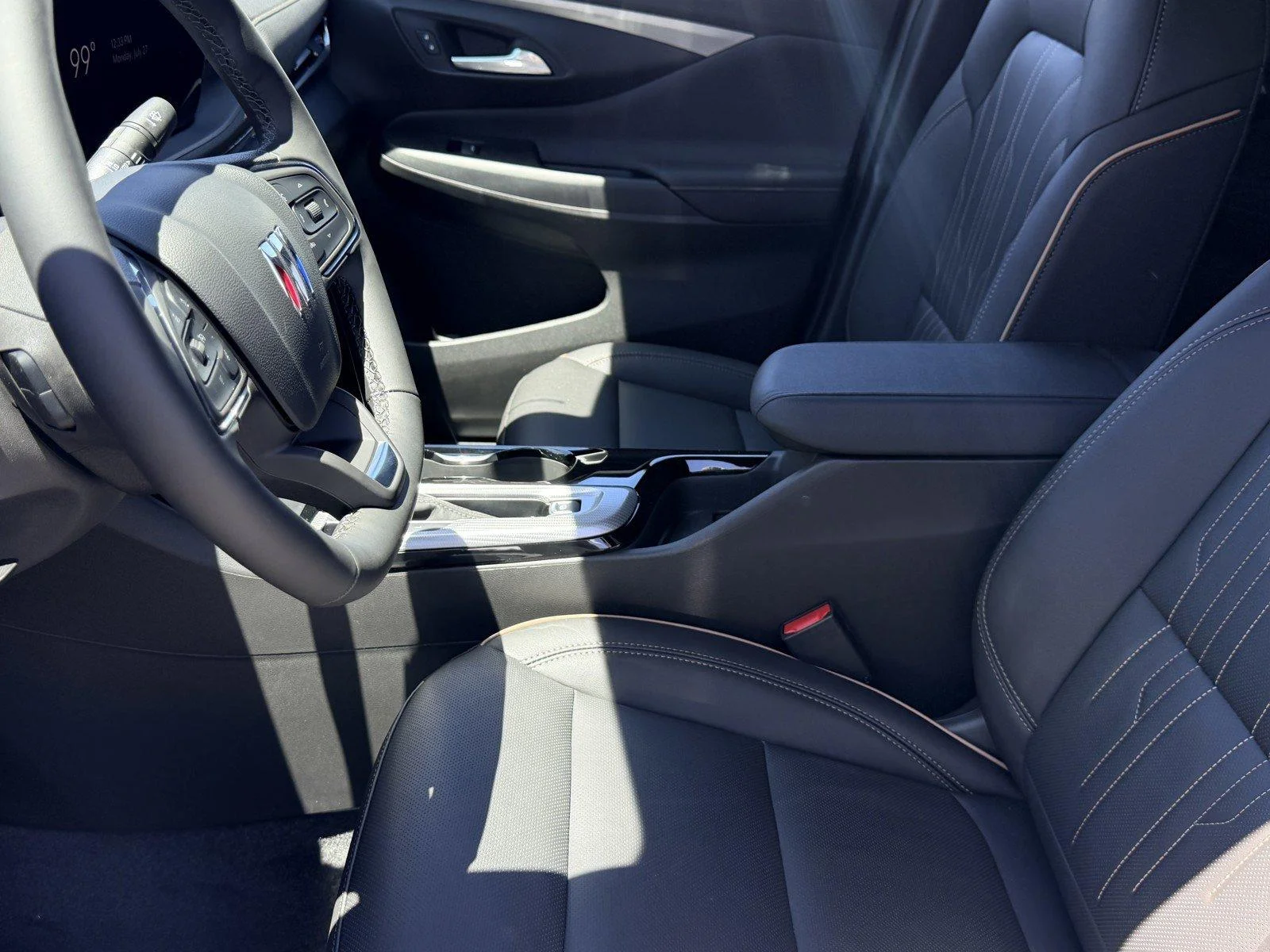 New 2026 White Frost Tricoat Buick Avenir image 18