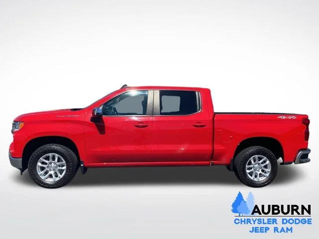 Used 2023 Red Chevrolet LT image 4