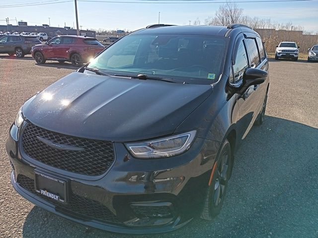 2021 Chrysler Pacifica Touring