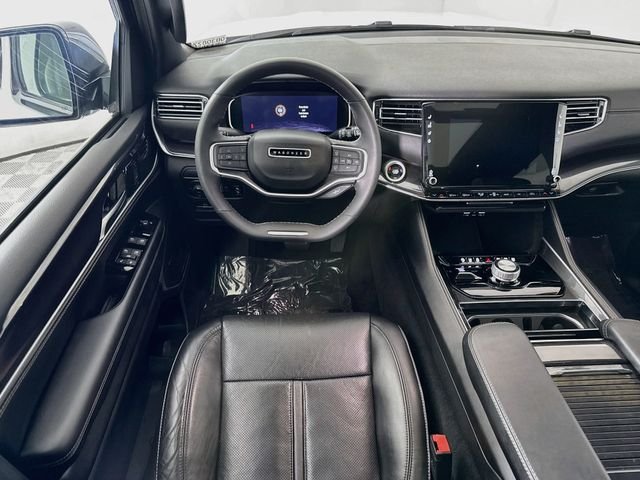 Used 2024 White Jeep Base image 24