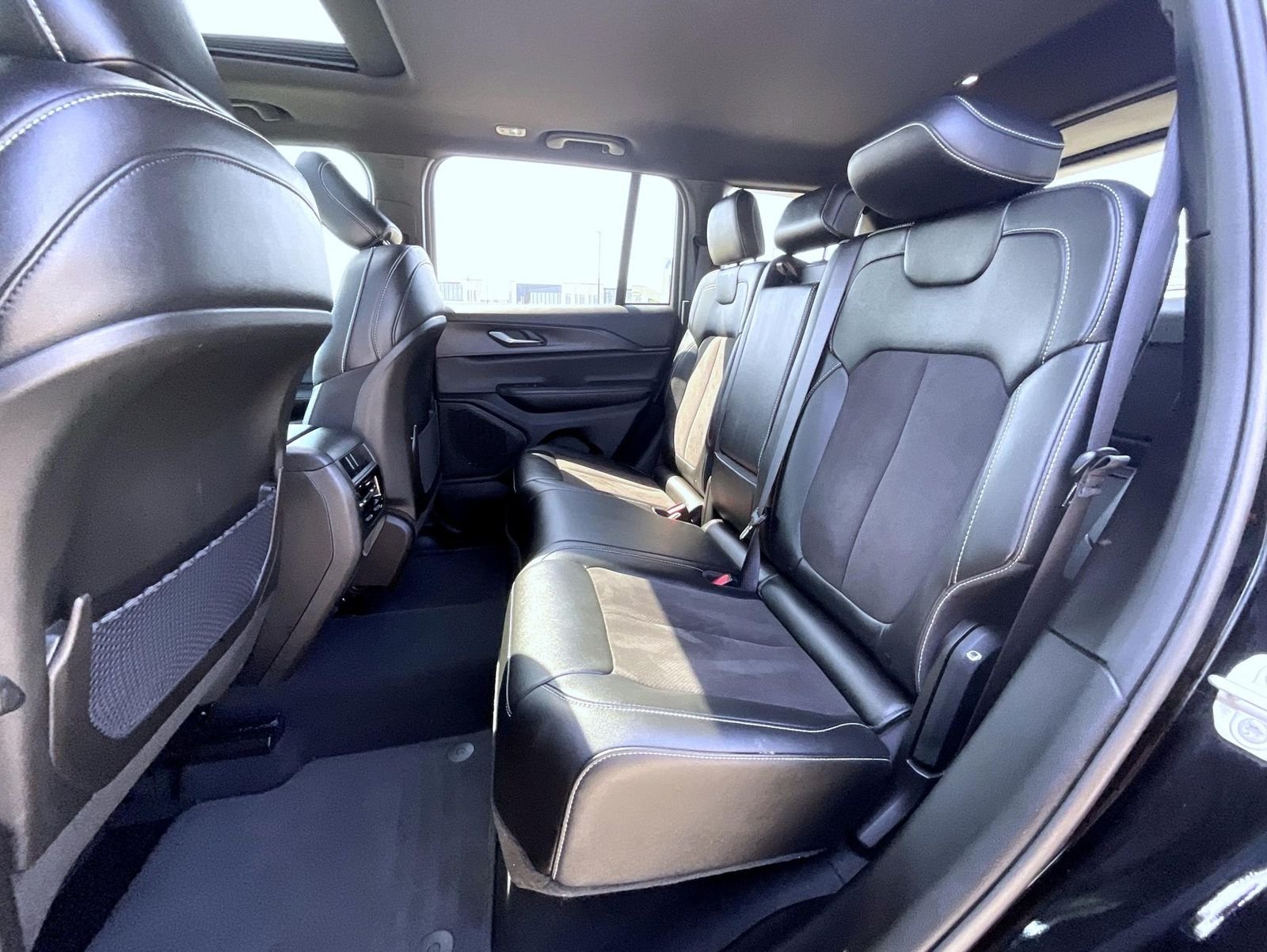 2024 Jeep Grand Cherokee Altitude - Photo 19