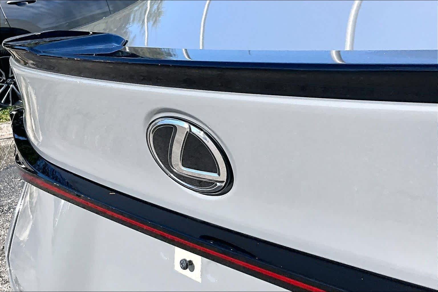 Used 2025 Incognito Lexus F SPORT Design image 31