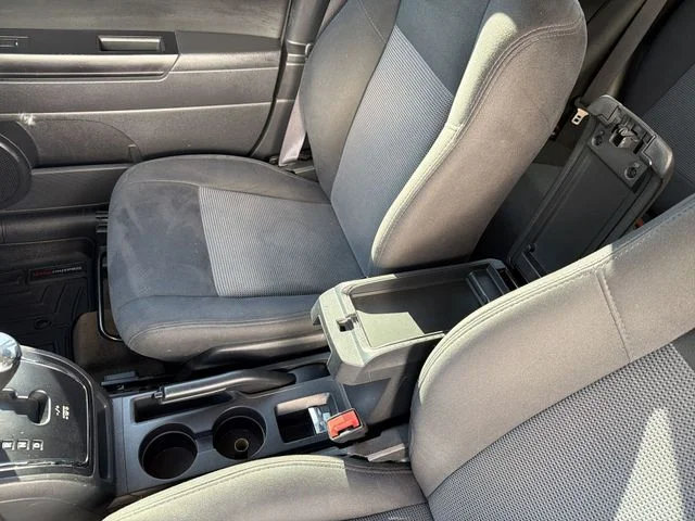 Used 2016 Blue Jeep Sport image 21