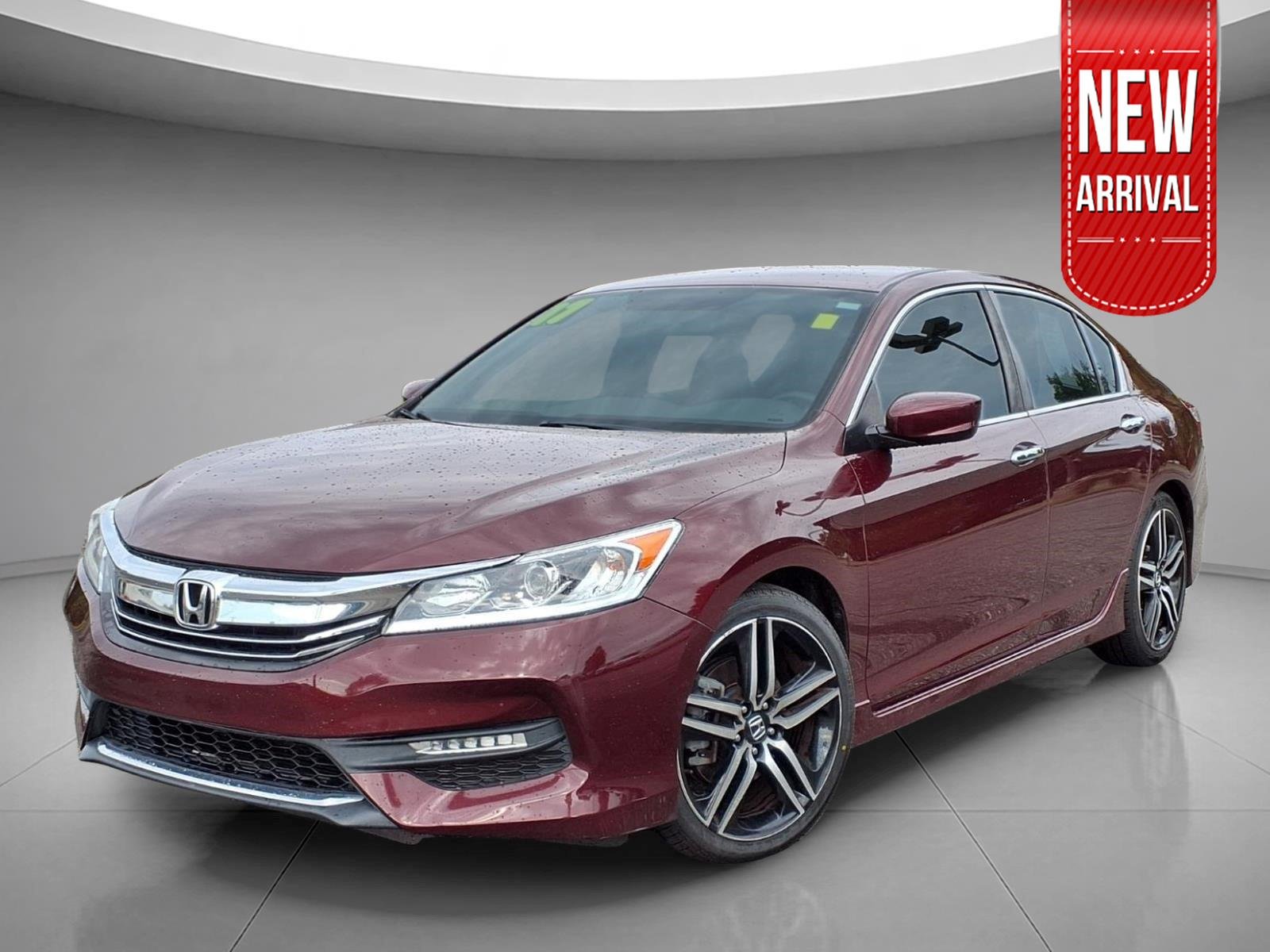 Used 2017 Basque Red Pearl II Honda Sport image 1