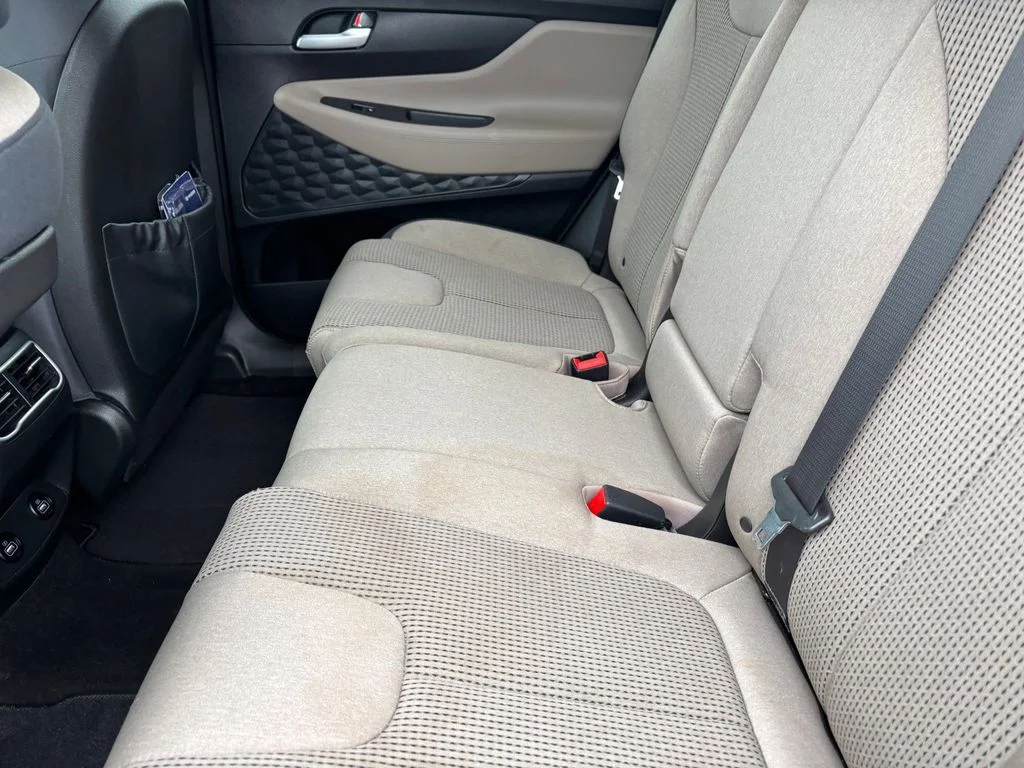 Used 2022 Gray Hyundai SE image 28
