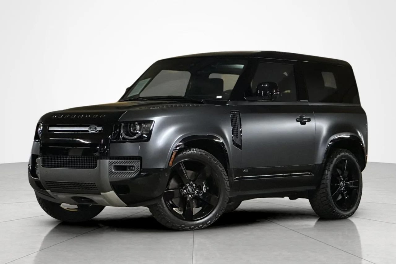 2023 Land Rover Defender Carpathian Edition's photo