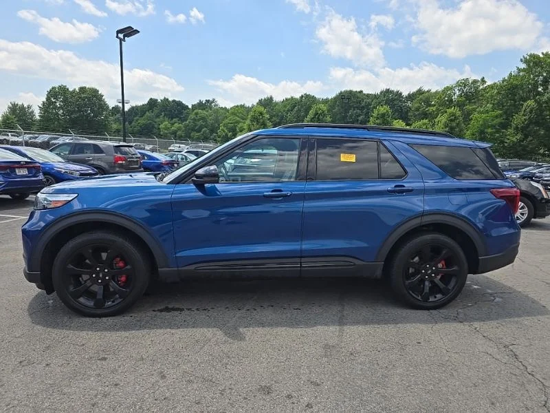 Used 2020 Blue Ford ST image 4
