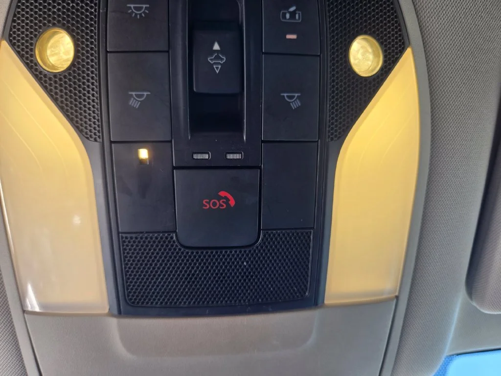 Used 2019 Lunar INFINITI ESSENTIAL image 12