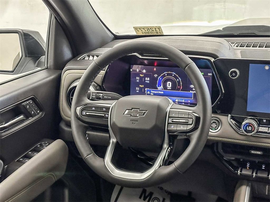 2026 Chevrolet Colorado ZR2 - Photo 18