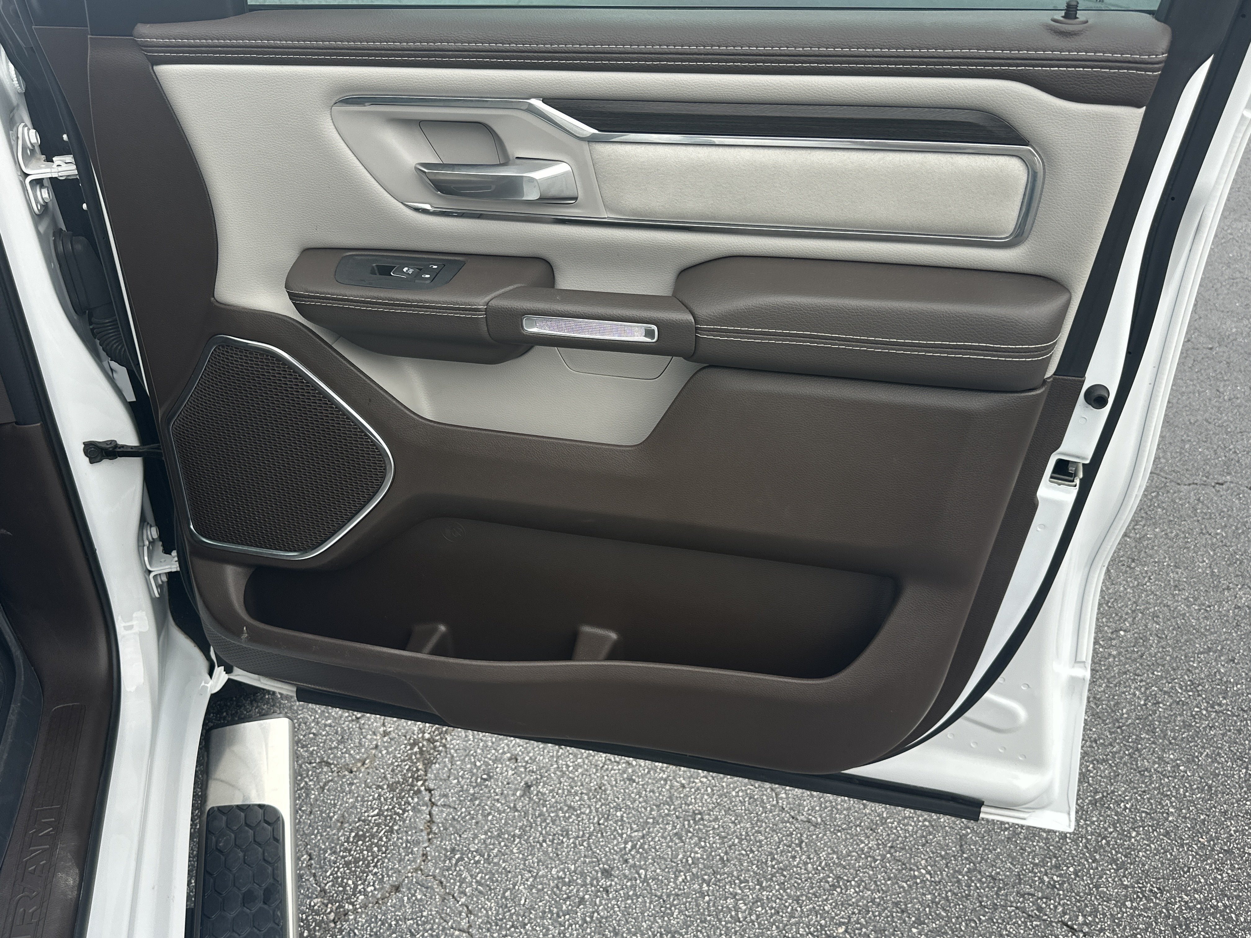 Used 2025 Bright White Clearcoat Ram Laramie image 15