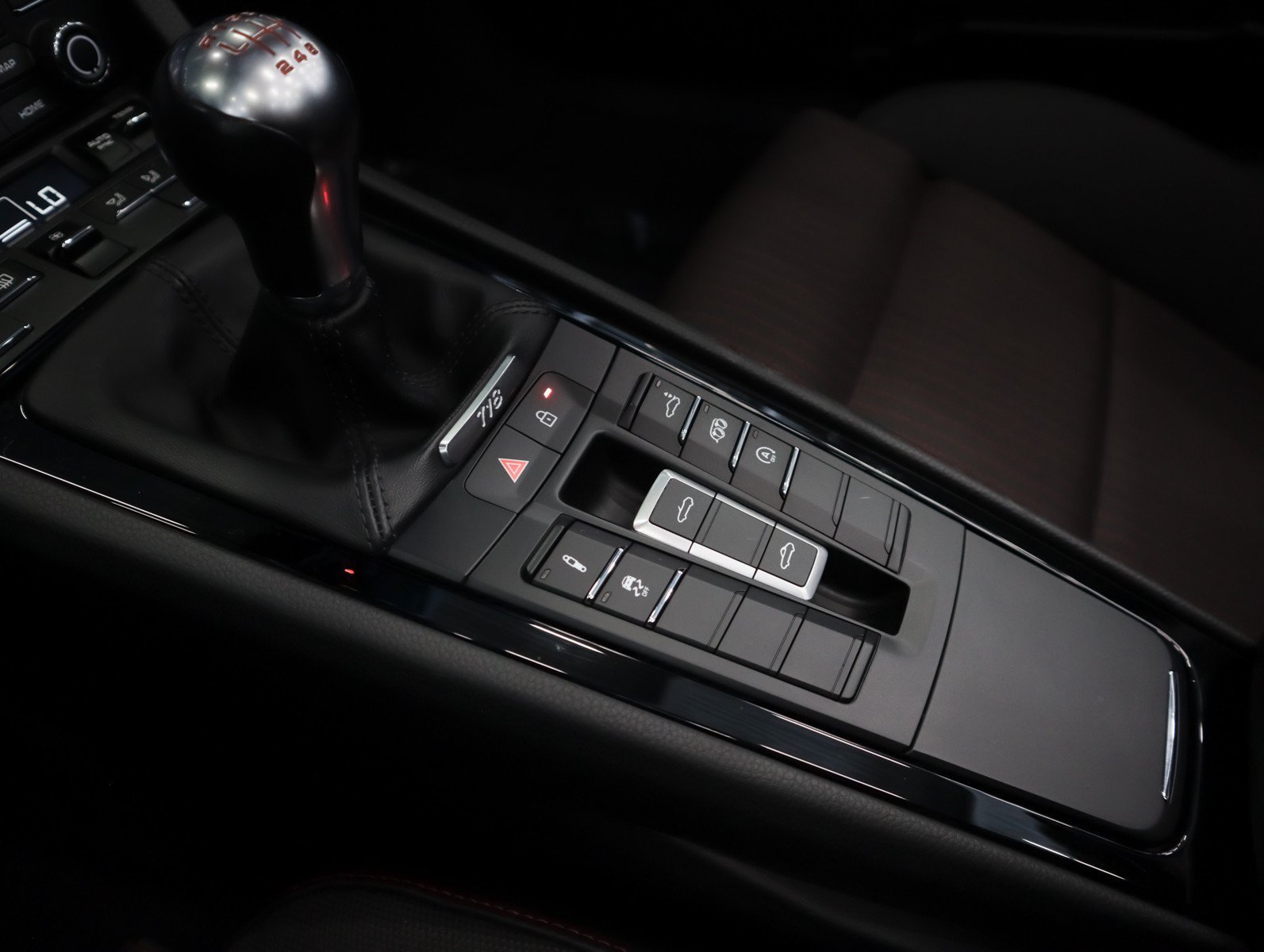 Used 2023 Gt Silver Metallic Porsche  image 18