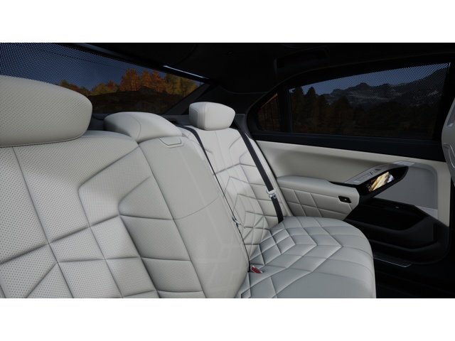New 2026 Tanzanite Blue II Metallic BMW 740i xDrive image 12