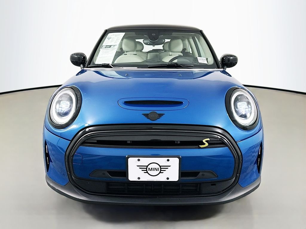 Used 2023 MINI Hardtop 2 Door SE with VIN WMW13DJ00P2U19835 for sale in Austin, TX