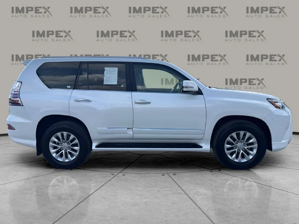 Used 2019 White Lexus 460 image 6