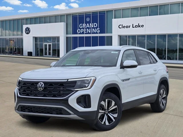 2026 Volkswagen Atlas Cross Sport 2.0T SE's photo