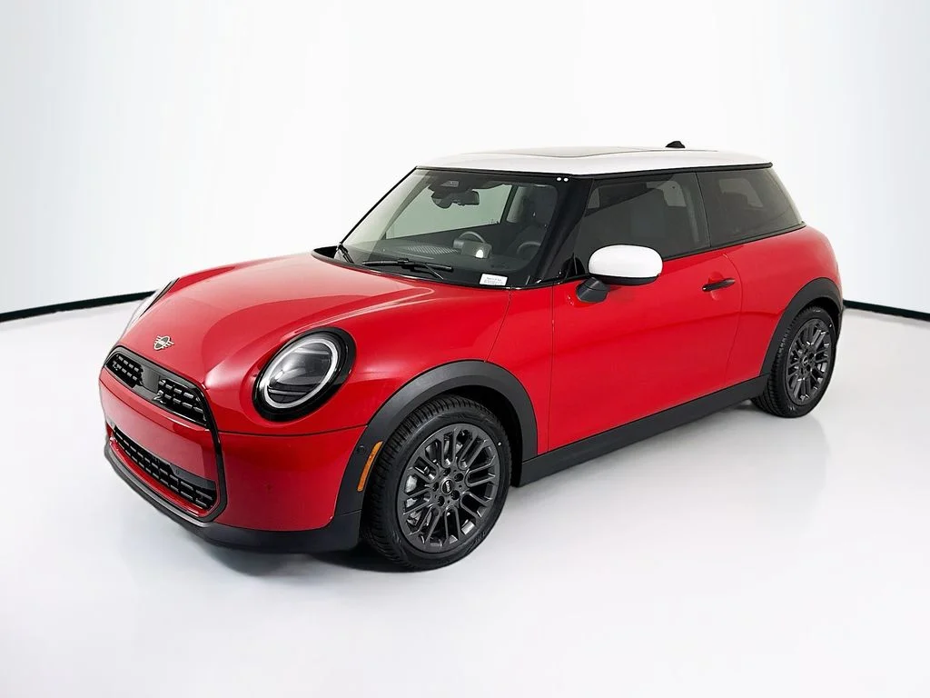 2026 MINI Hardtop's photo