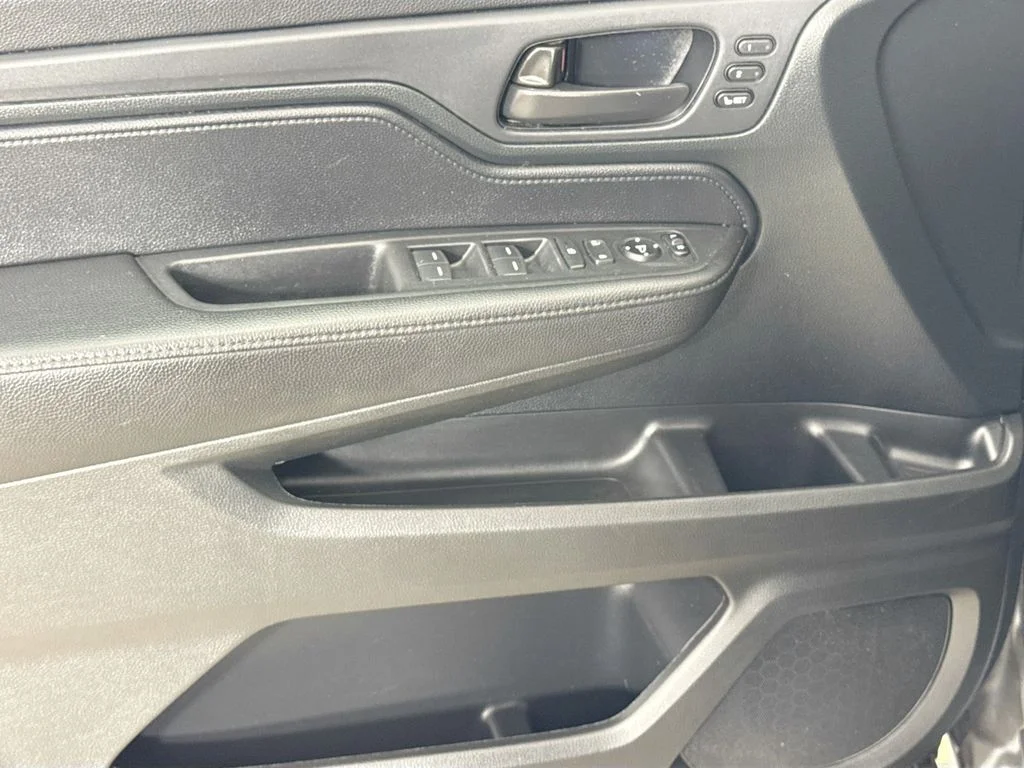 Used 2023 Gray Honda EX-L image 17