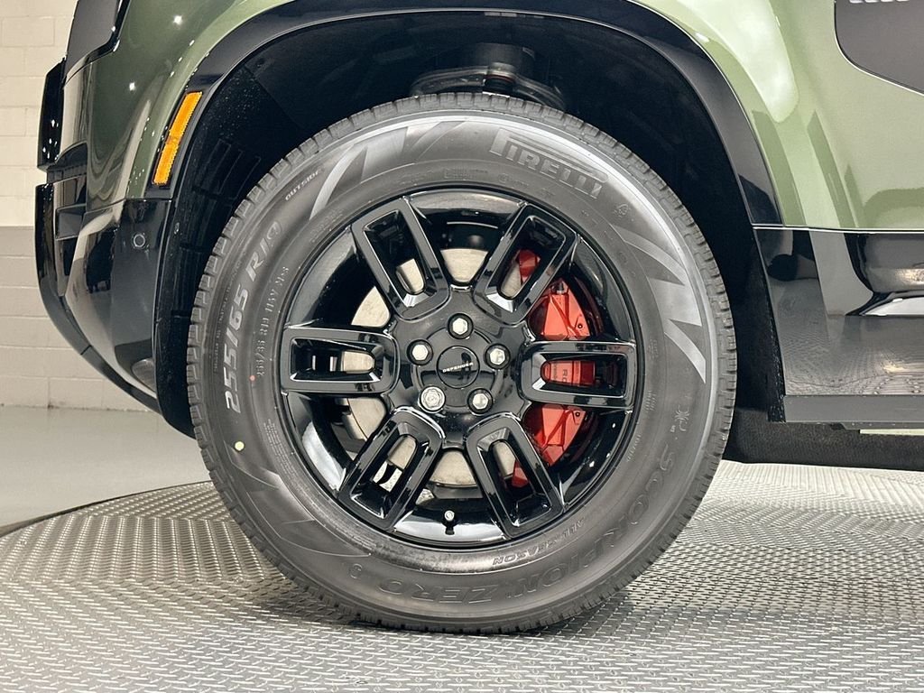 New 2026 Woolstone Green Metallic Land Rover X image 13