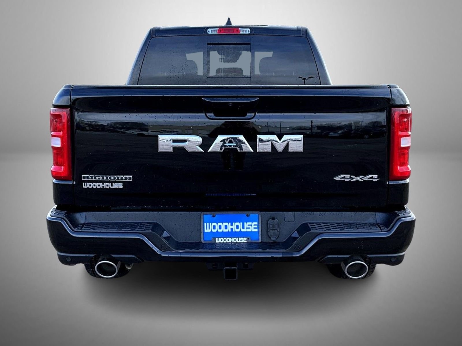 New 2026 Diamond Black Crystal Pearl-Coat Exterior Paint RAM Big Horn/Lone Star image 6