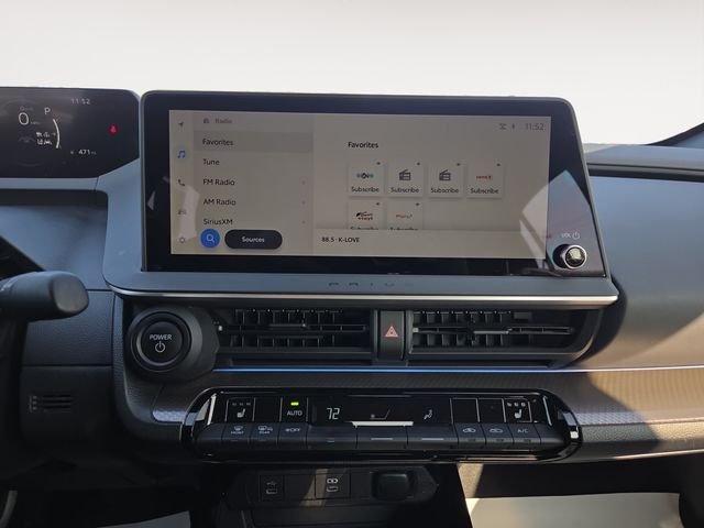 Used 2024  Toyota XLE image 15