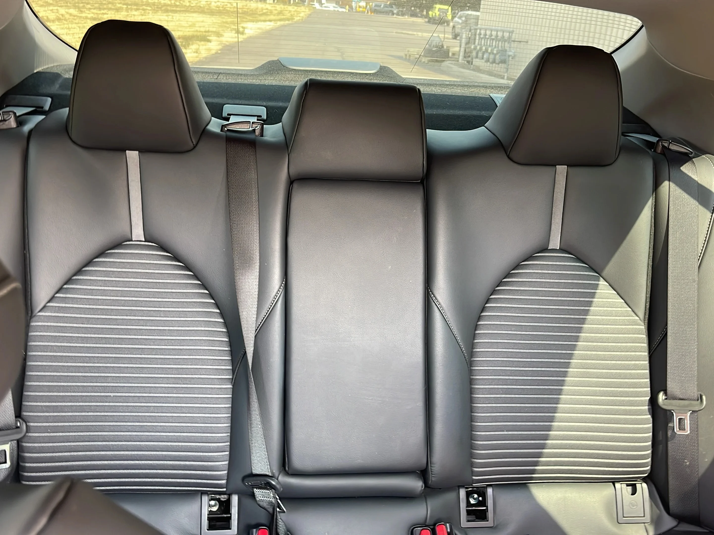 2024 Toyota Camry SE - Photo 11