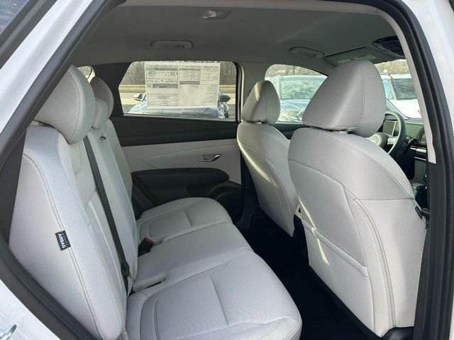 Used 2026 White Hyundai SEL image 4